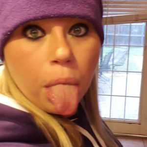 Meet your Posher, Holli